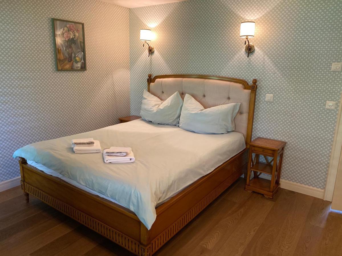 An Apartment In A Modern Swiss Chalet Iseltwald Εξωτερικό φωτογραφία
